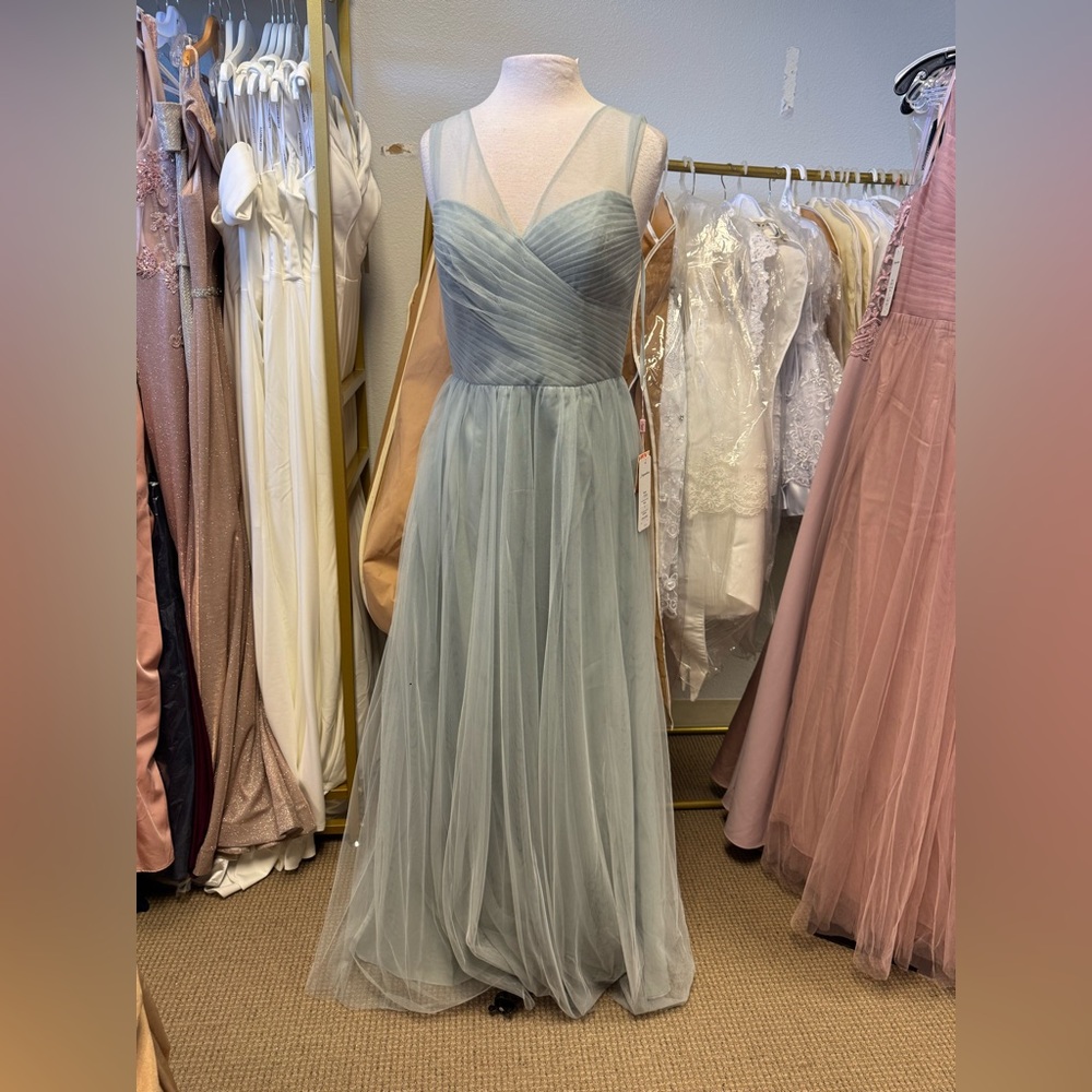 Elegant Eucalyptus Evening Gown ET320